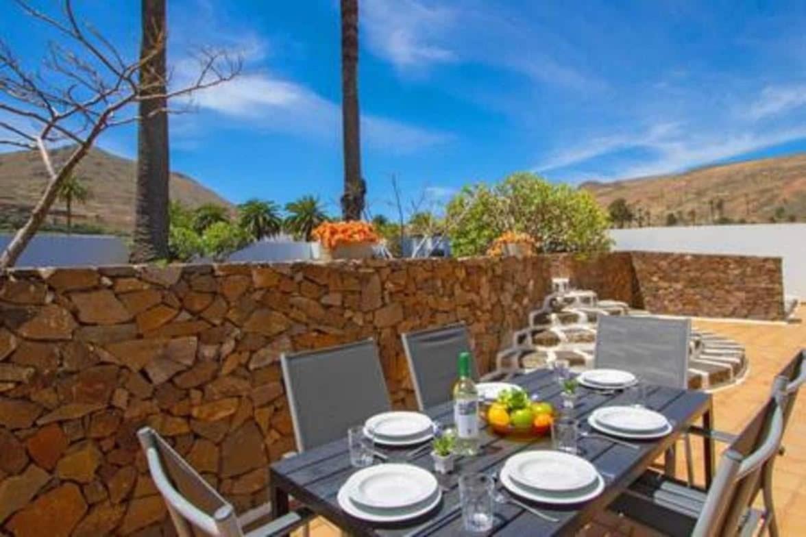 Villa Casa Crisana à Haría Extérieur photo